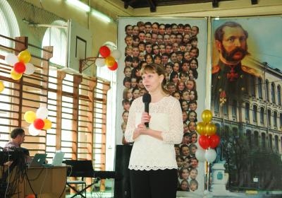 013