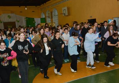 498